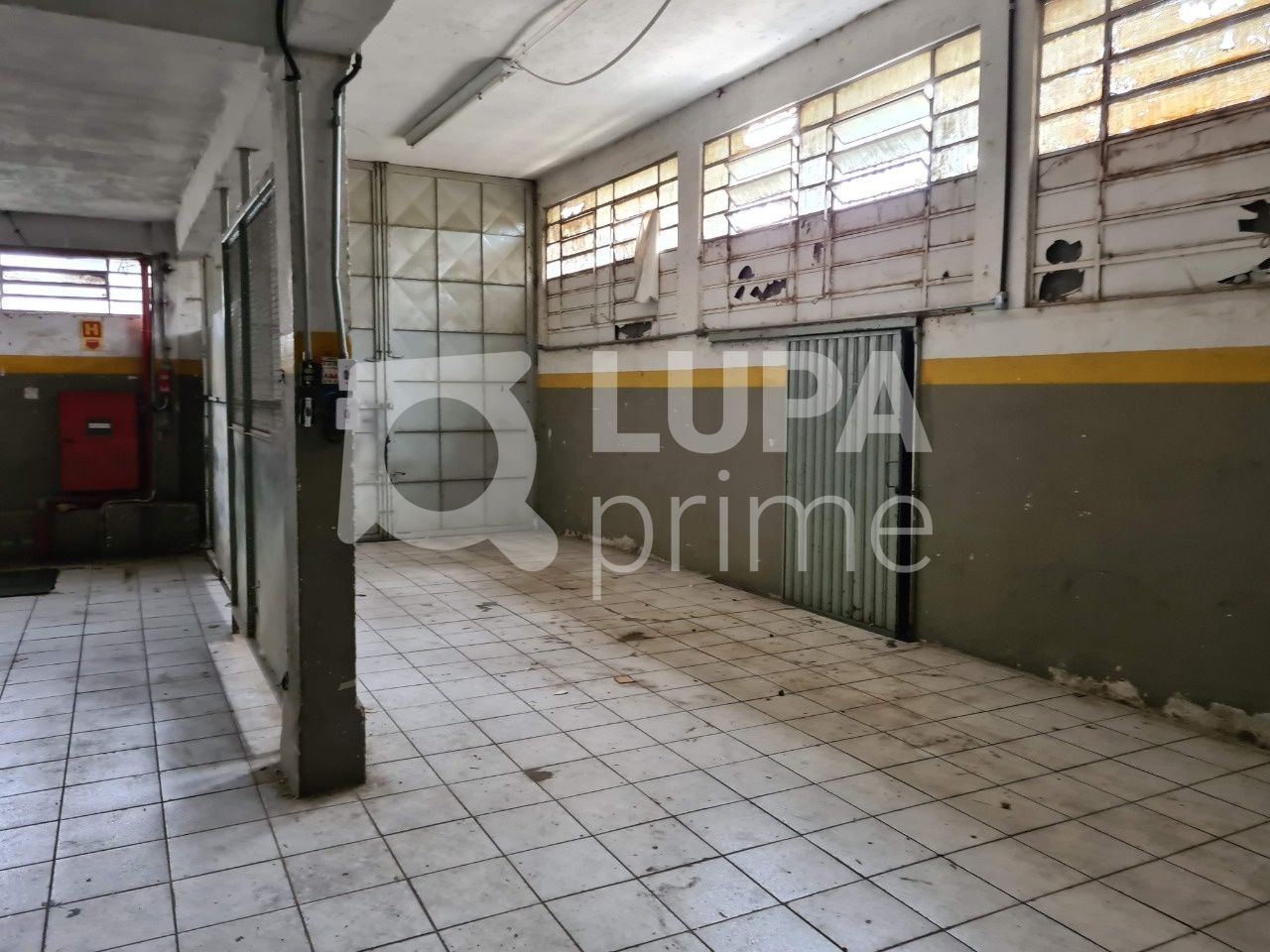predio-venda-sao-paulo-vila-carbone-6vagas-2400m2-LS35688