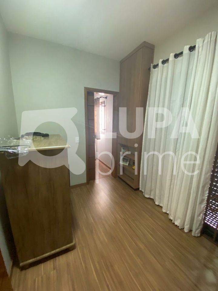 Casa, 6 quartos, 500 m² - Foto 10