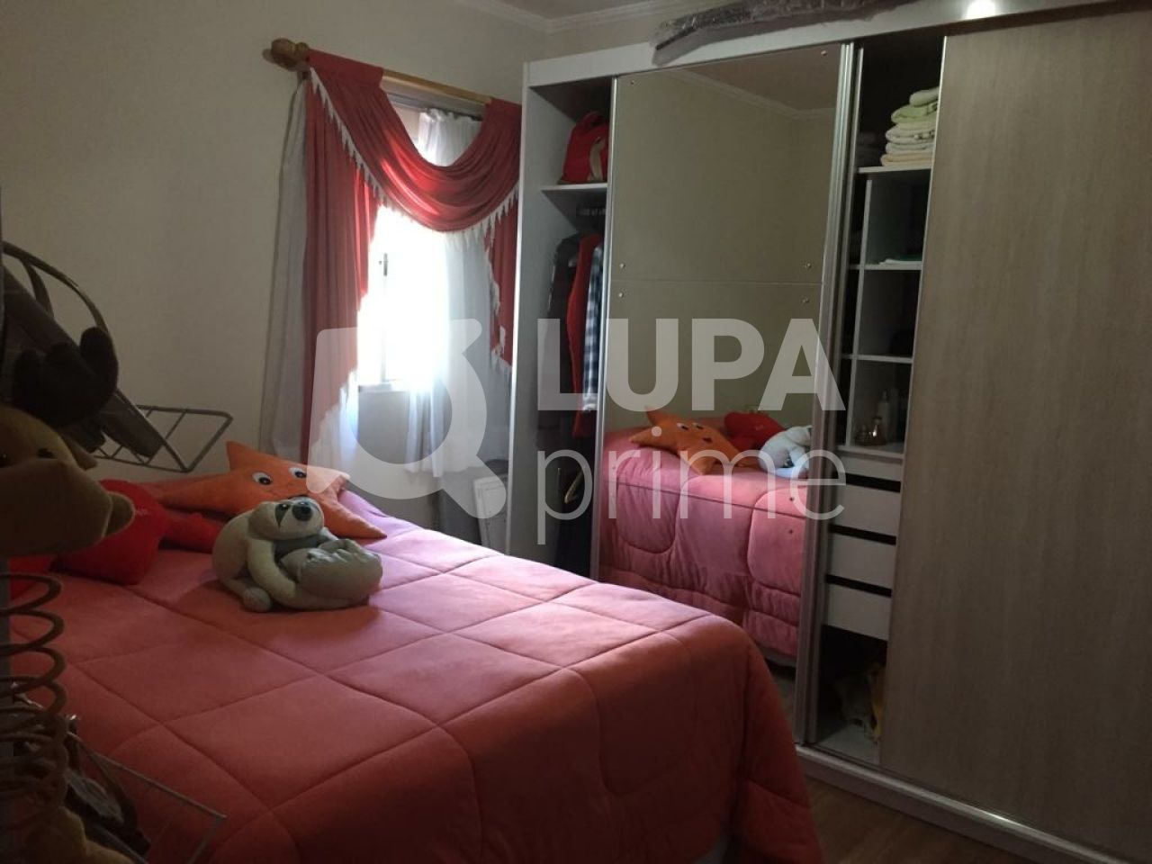 sobrado-venda-sao-paulo-parada-inglesa-3dormitorios-1suite-4vagas-141m2-LS35795