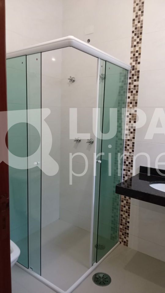 sobrado-venda-sao-paulo-vila-irmaos-arnoni-3dormitorios-3suites-4vagas-167m2-LS35801