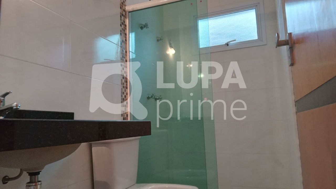 sobrado-venda-sao-paulo-vila-irmaos-arnoni-3dormitorios-3suites-4vagas-167m2-LS35801