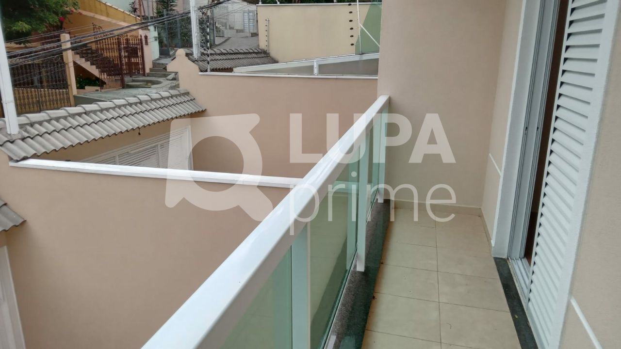 sobrado-venda-sao-paulo-vila-irmaos-arnoni-3dormitorios-3suites-4vagas-170m2-LS35802