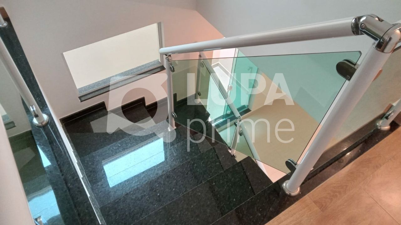 sobrado-venda-sao-paulo-vila-irmaos-arnoni-3dormitorios-3suites-4vagas-170m2-LS35802