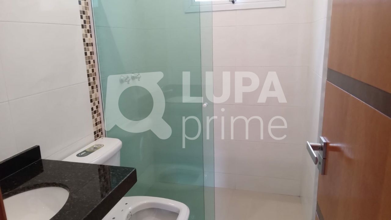 sobrado-venda-sao-paulo-vila-irmaos-arnoni-3dormitorios-3suites-4vagas-170m2-LS35802