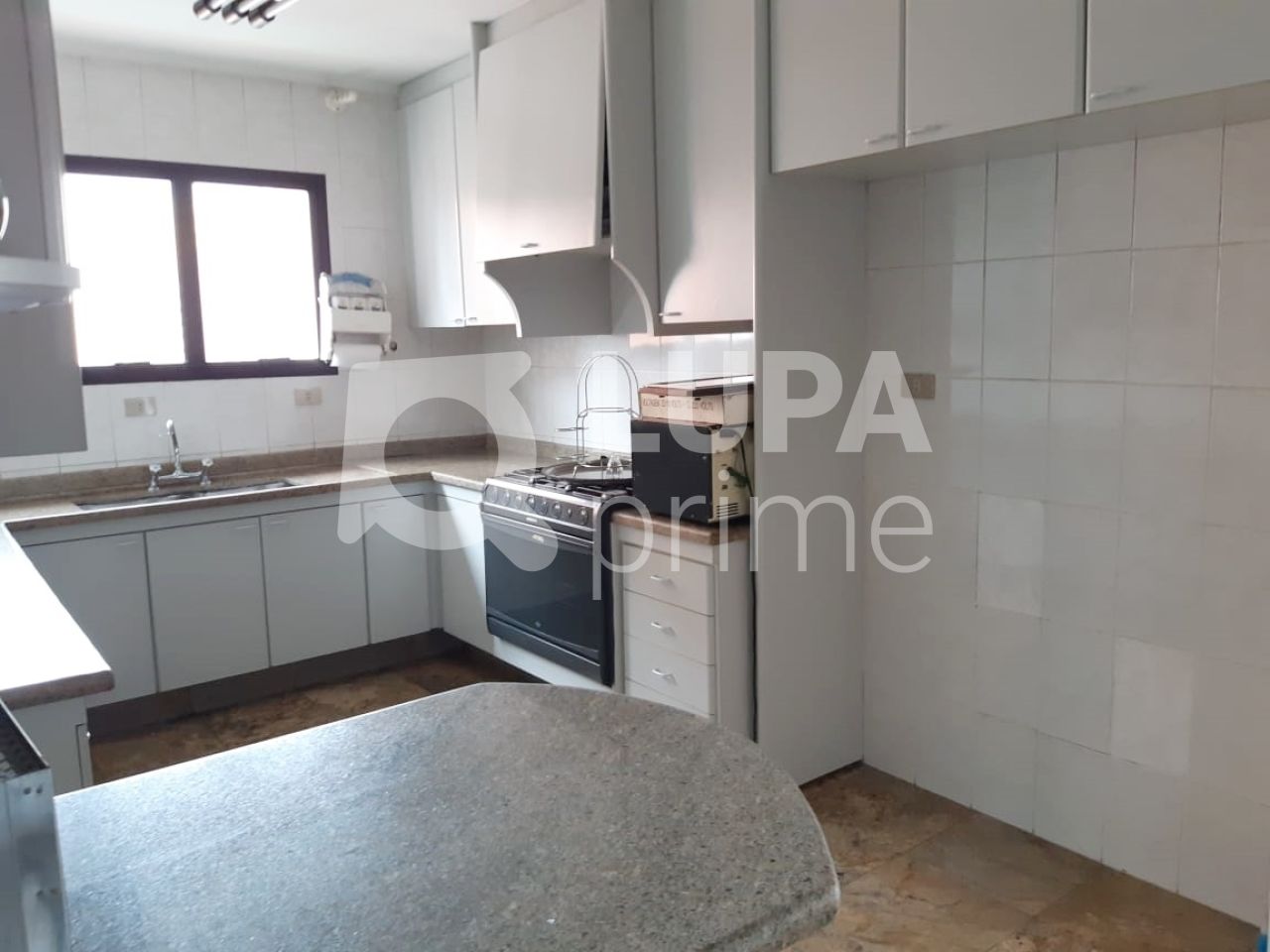 duplex-venda-sao-paulo-agua-fria-3dormitorios-3suites-5vagas-289m2-LS35815