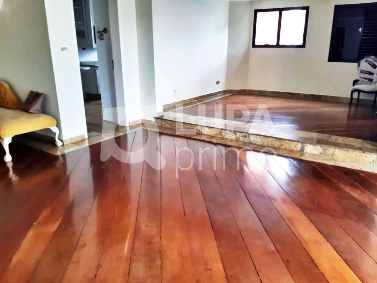 duplex-venda-sao-paulo-agua-fria-3dormitorios-3suites-5vagas-289m2-LS35815