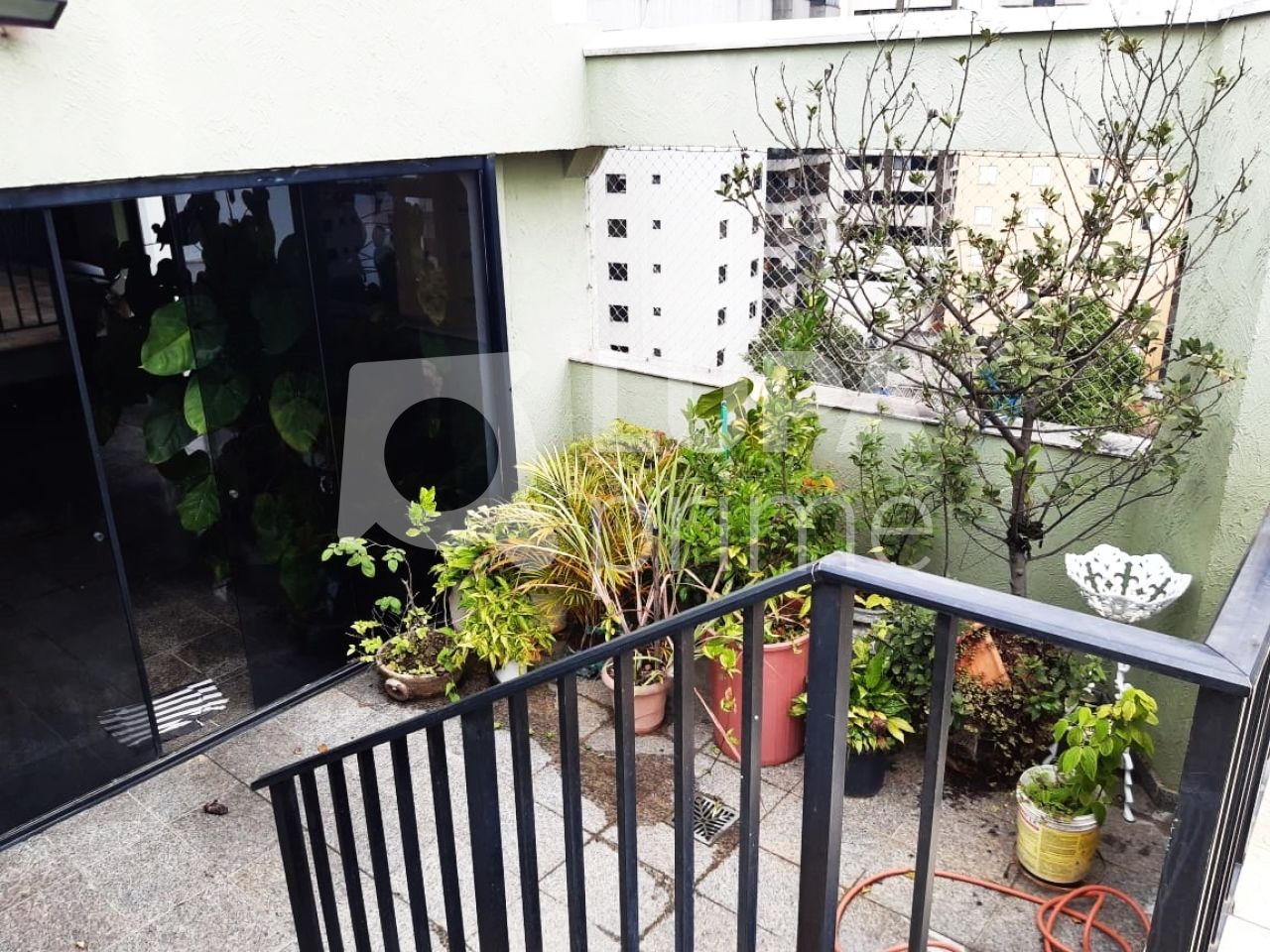 duplex-venda-sao-paulo-agua-fria-3dormitorios-3suites-5vagas-289m2-LS35815