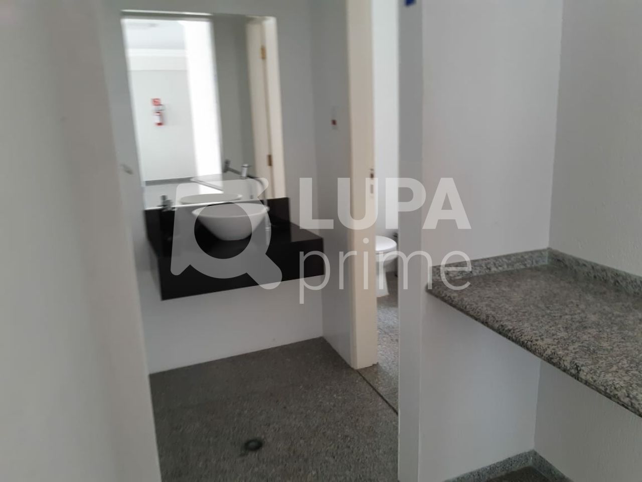 duplex-venda-sao-paulo-agua-fria-3dormitorios-3suites-5vagas-289m2-LS35815