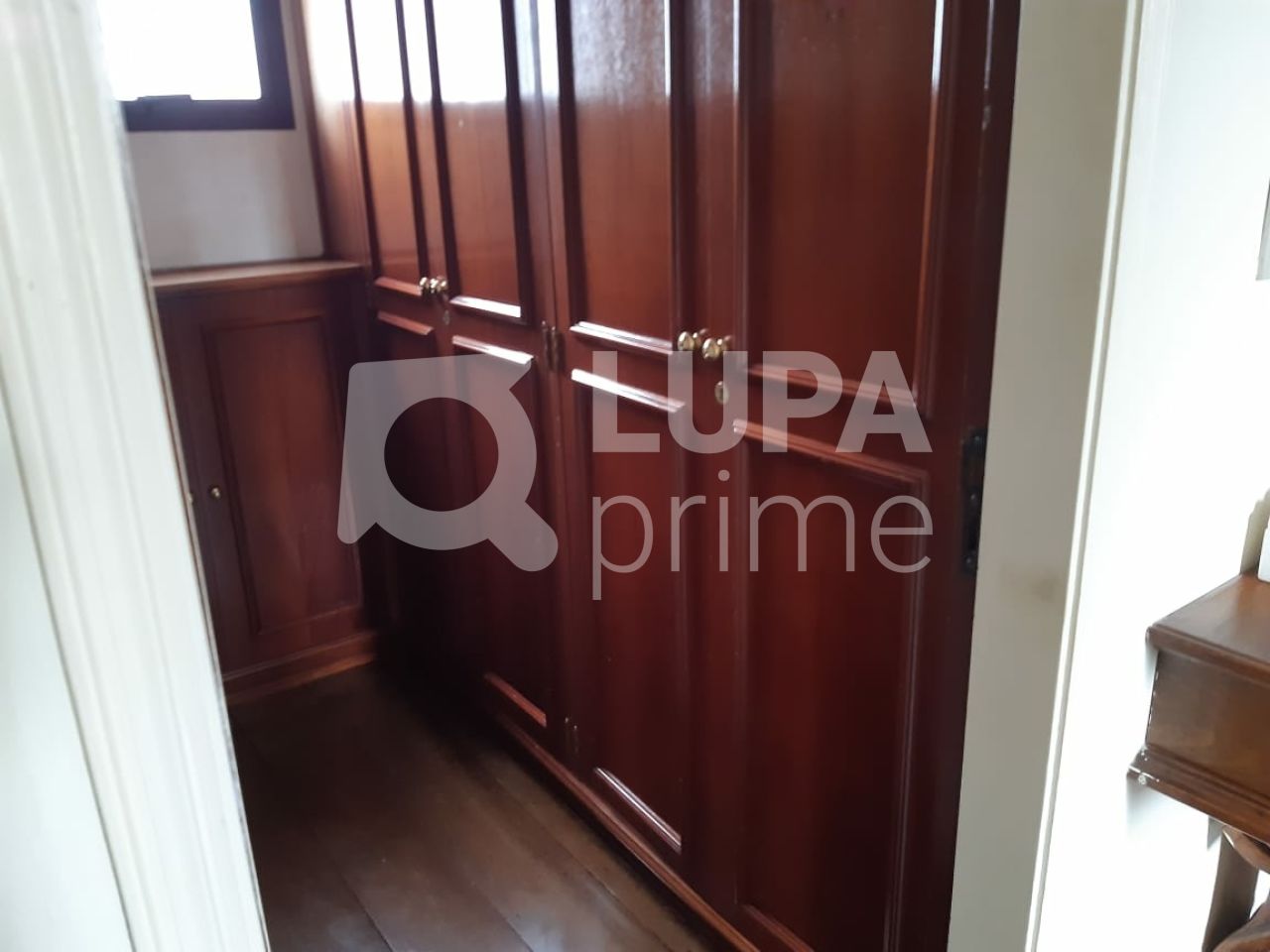 duplex-venda-sao-paulo-agua-fria-3dormitorios-3suites-5vagas-289m2-LS35815