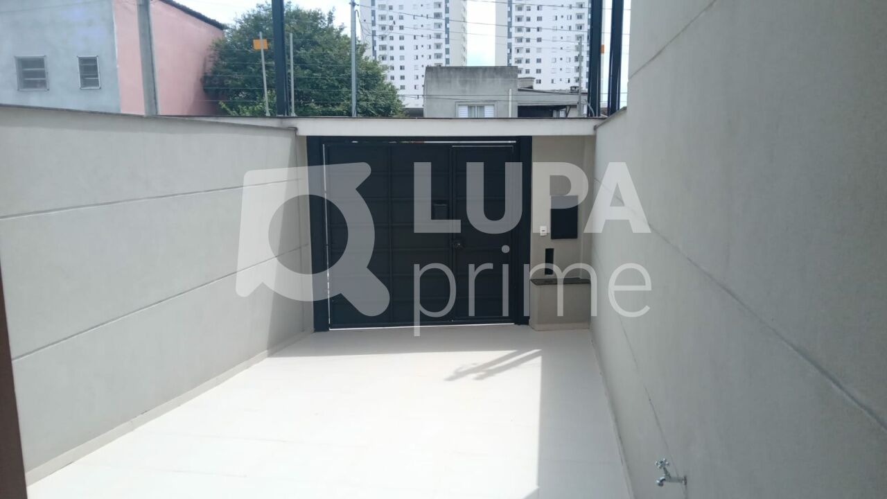 Casa à venda com 2 quartos, 89m² - Foto 4