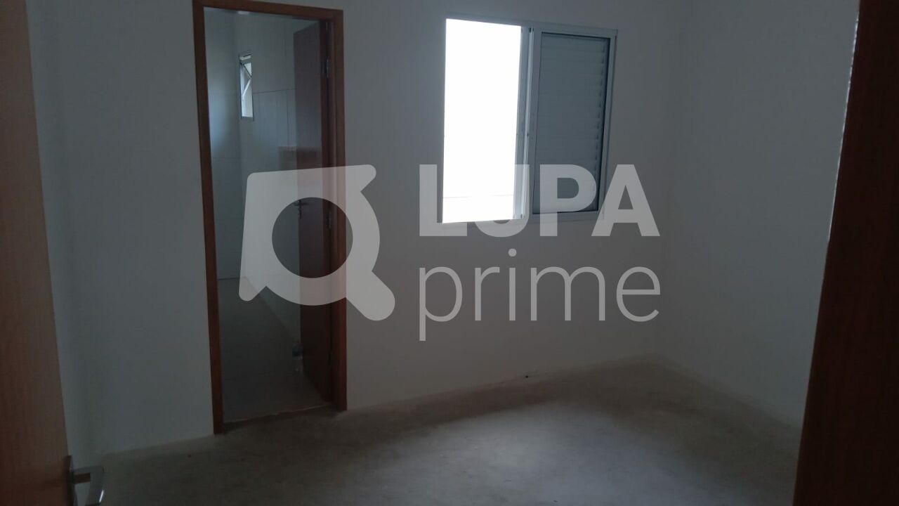 Casa à venda com 2 quartos, 89m² - Foto 15