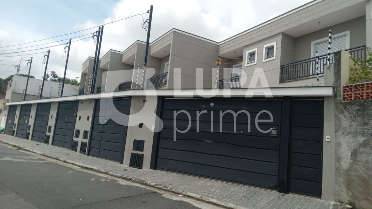 Casa à venda com 2 quartos, 89m² - Foto 2