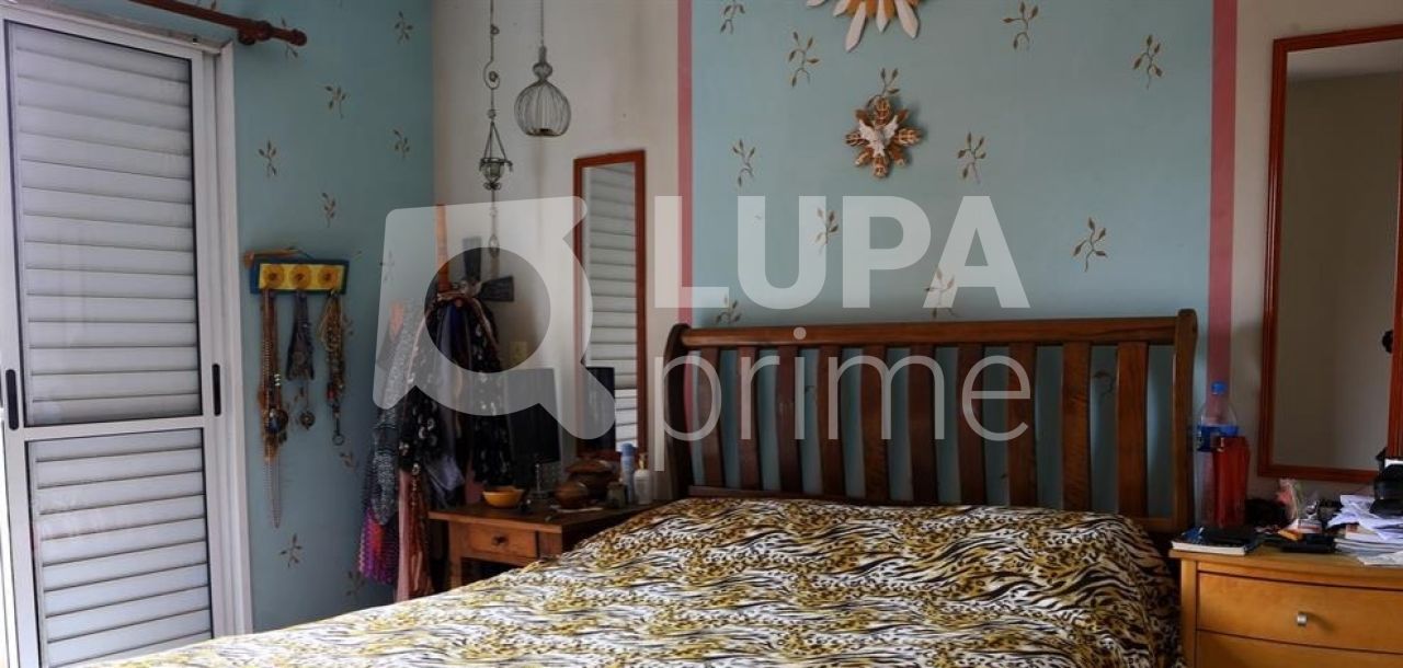 sobrado-venda-sao-paulo-vila-irmaos-arnoni-3dormitorios-1suite-3vagas-256m2-LS35844