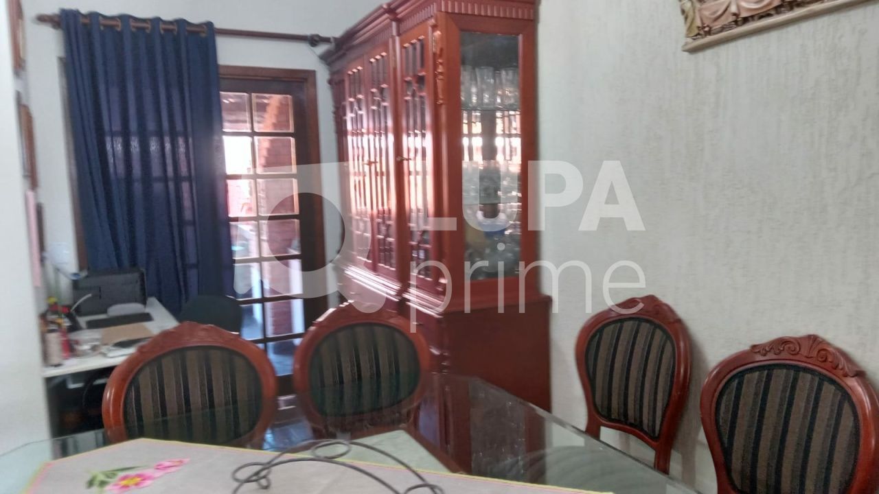 sobrado-venda-sao-paulo-santa-teresinha-3dormitorios-1suite-4vagas-200m2-LS36003