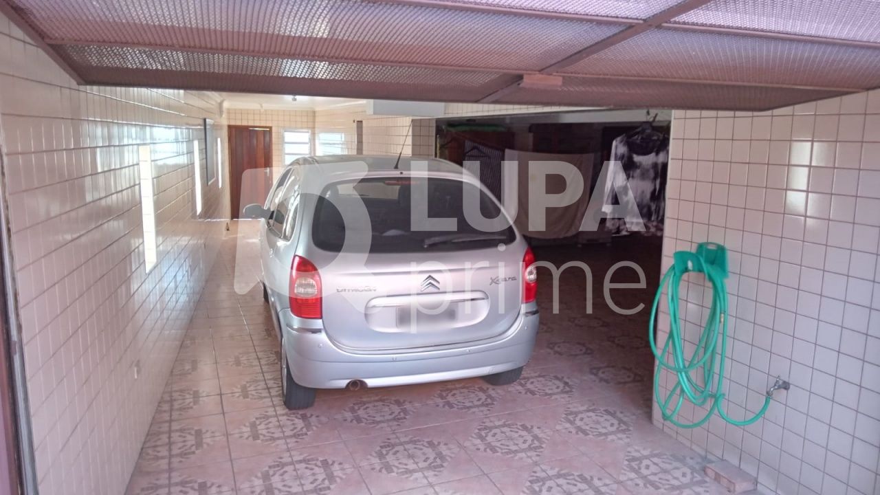 sobrado-venda-sao-paulo-santa-teresinha-3dormitorios-1suite-4vagas-200m2-LS36003