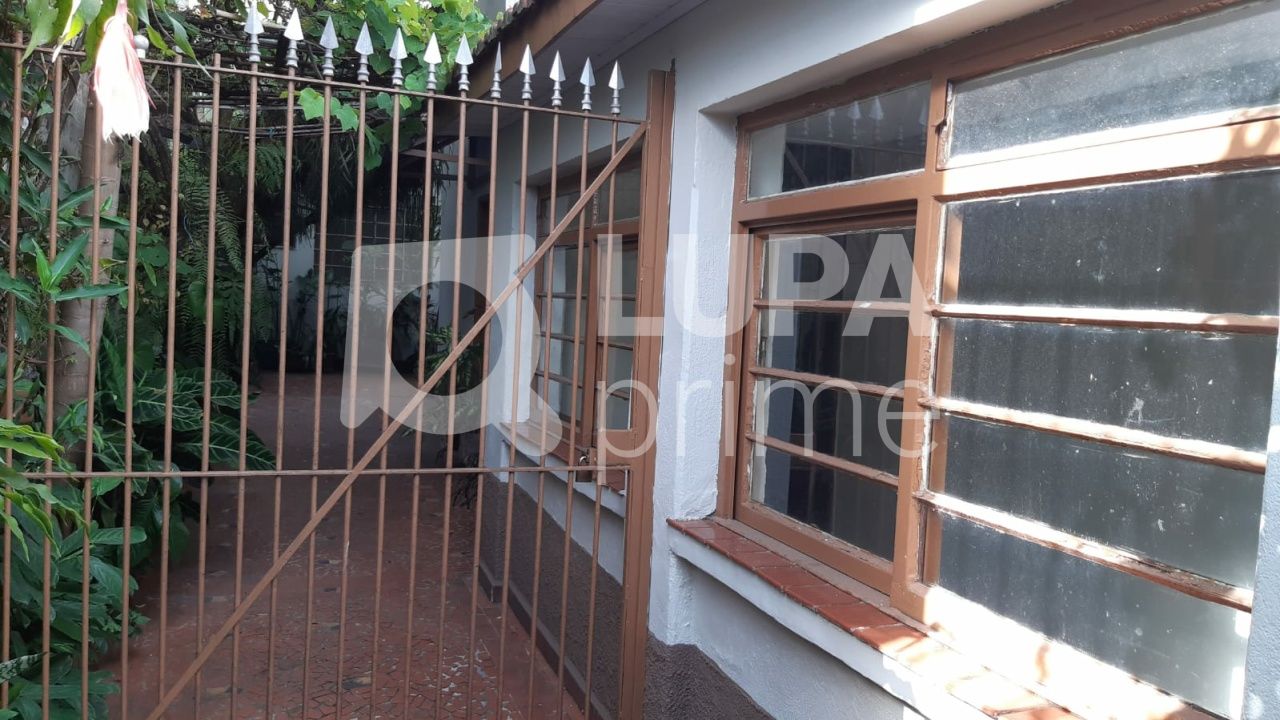 Casa à venda com 3 quartos, 91m² - Foto 8
