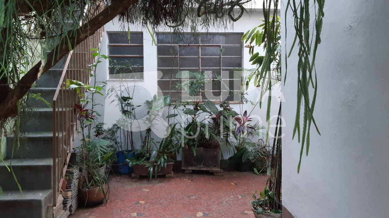 Casa à venda com 3 quartos, 91m² - Foto 11