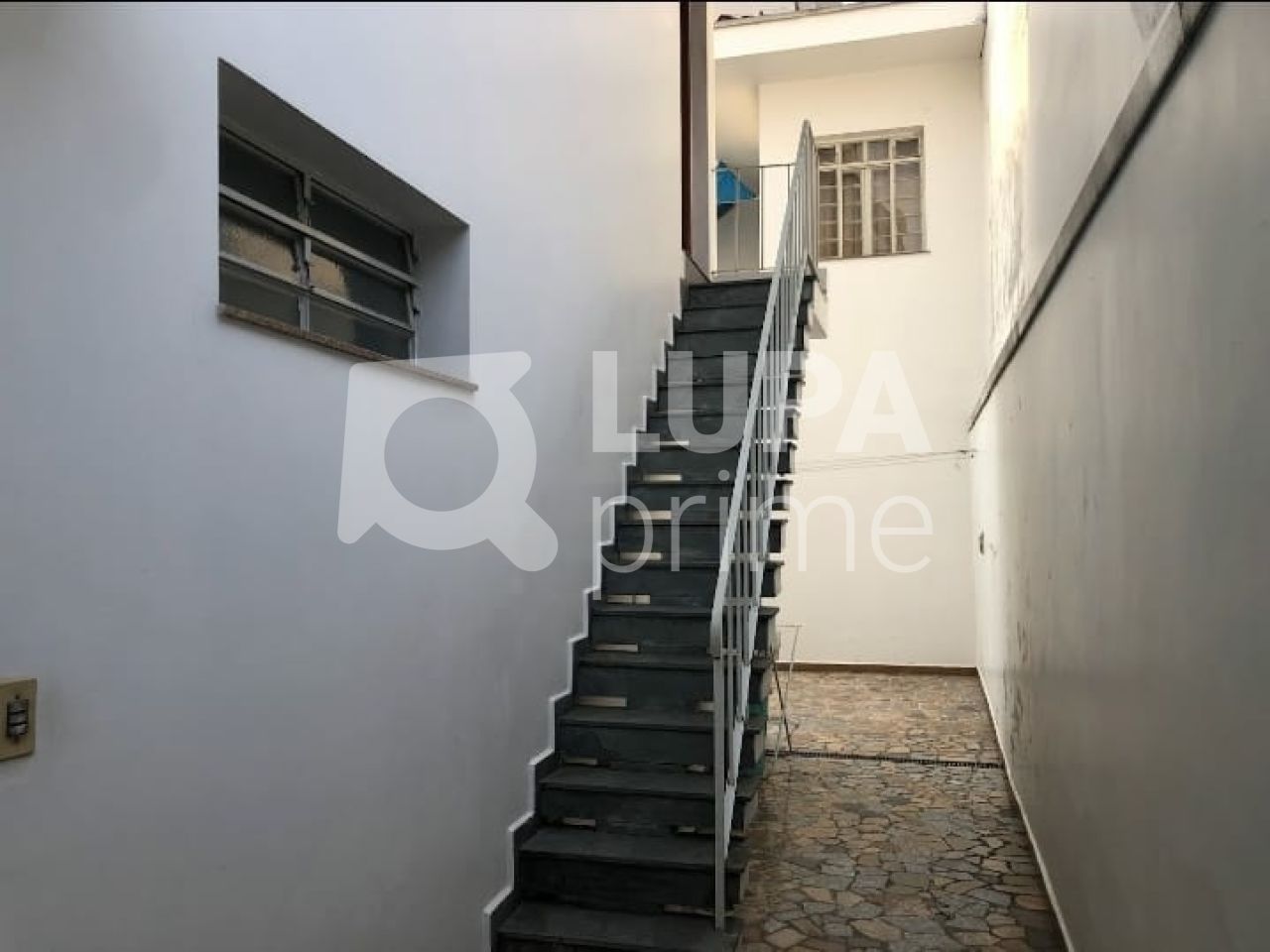 casa-assobradada-locacao-sao-paulo-santana-3dormitorios-1suite-2vagas-240m2-LS36260