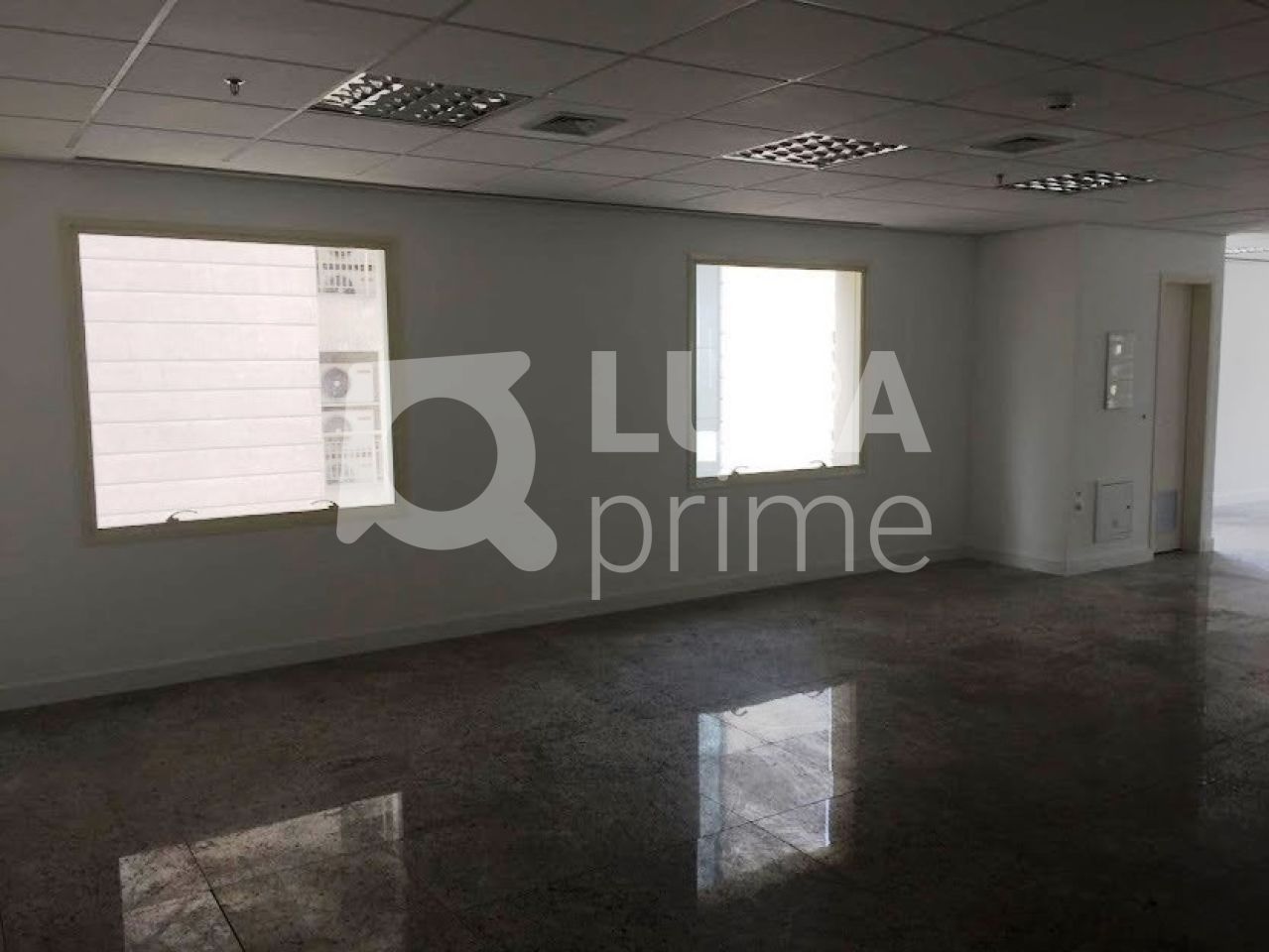 conj-comercial-locacao-sao-paulo-consolacao-6vagas-200m2-LS36318