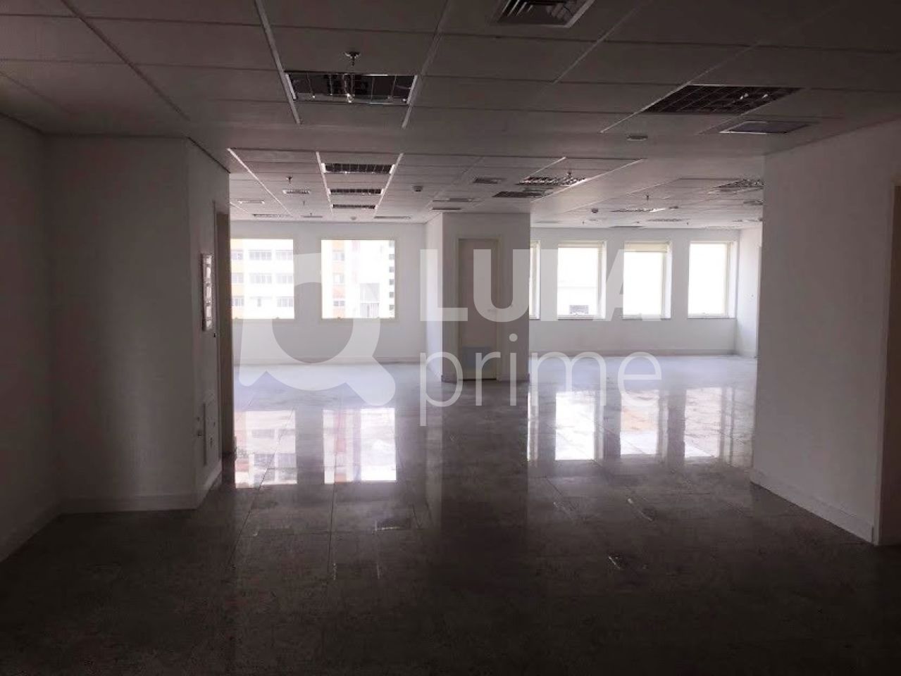 conj-comercial-locacao-sao-paulo-consolacao-6vagas-200m2-LS36318
