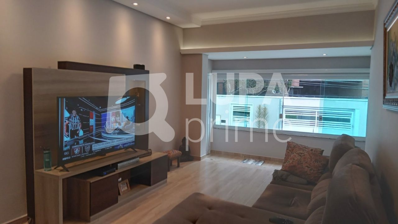 sobrado-venda-sao-paulo-agua-fria-3dormitorios-2suites-4vagas-218m2-LS36332