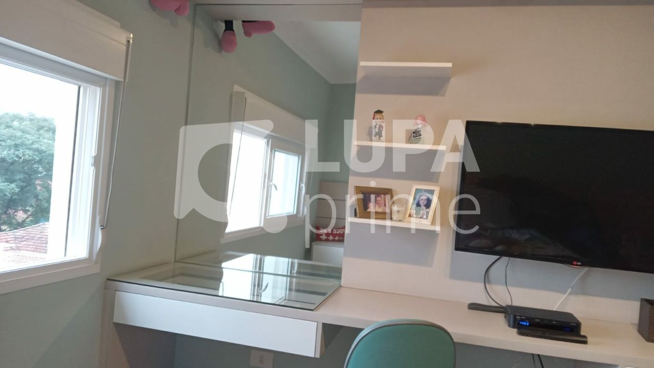 sobrado-venda-sao-paulo-agua-fria-3dormitorios-2suites-4vagas-218m2-LS36332