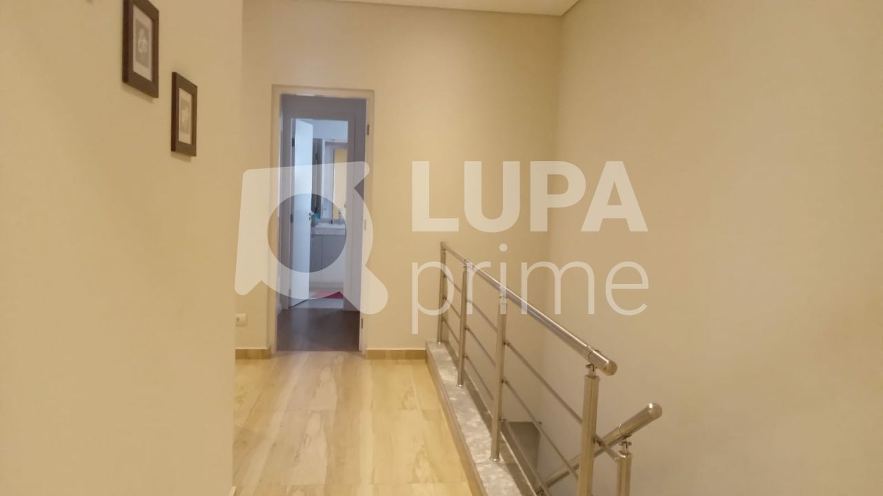 sobrado-venda-sao-paulo-agua-fria-3dormitorios-2suites-4vagas-218m2-LS36332