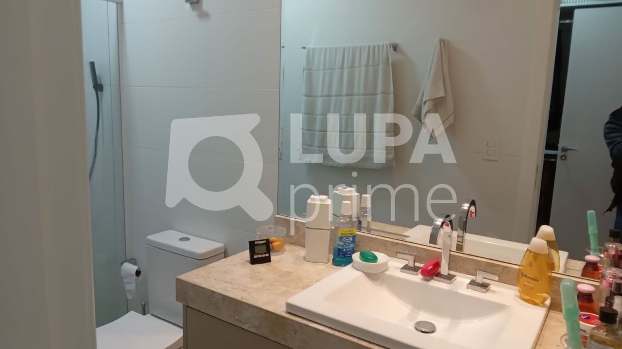sobrado-venda-sao-paulo-agua-fria-3dormitorios-2suites-4vagas-218m2-LS36332