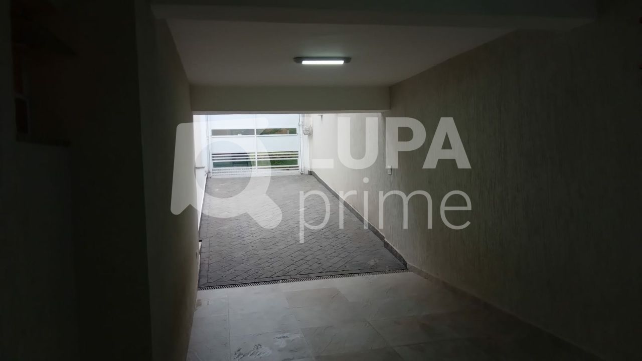 sobrado-venda-sao-paulo-agua-fria-3dormitorios-2suites-4vagas-218m2-LS36332