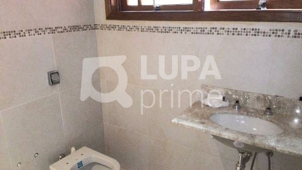 sobrado-venda-sao-paulo-vila-paiva-3dormitorios-3suites-4vagas-158m2-LS36416