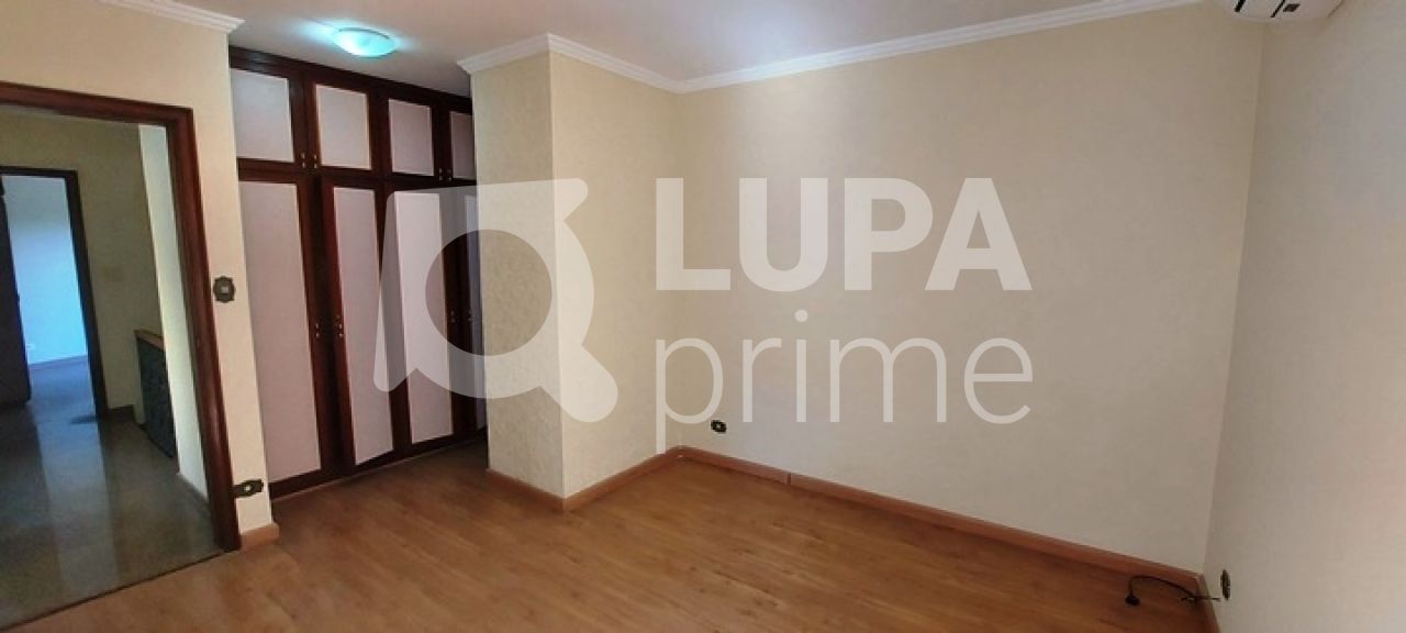 sobrado-venda-sao-paulo-mooca-4dormitorios-4suites-6vagas-450m2-LS36475