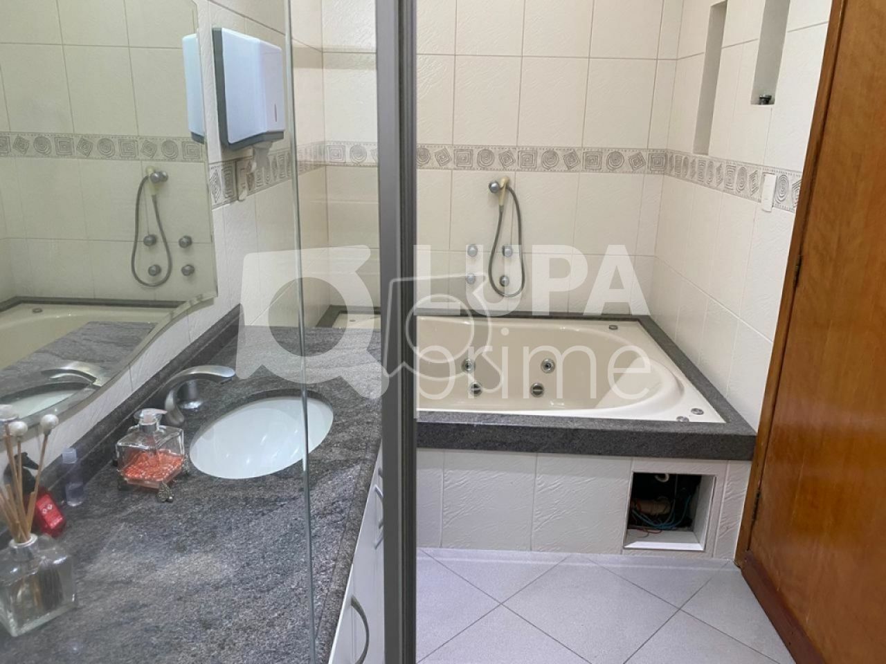 conj-comercial-venda-sao-paulo-jardim-franca-5vagas-244m2-LS36500