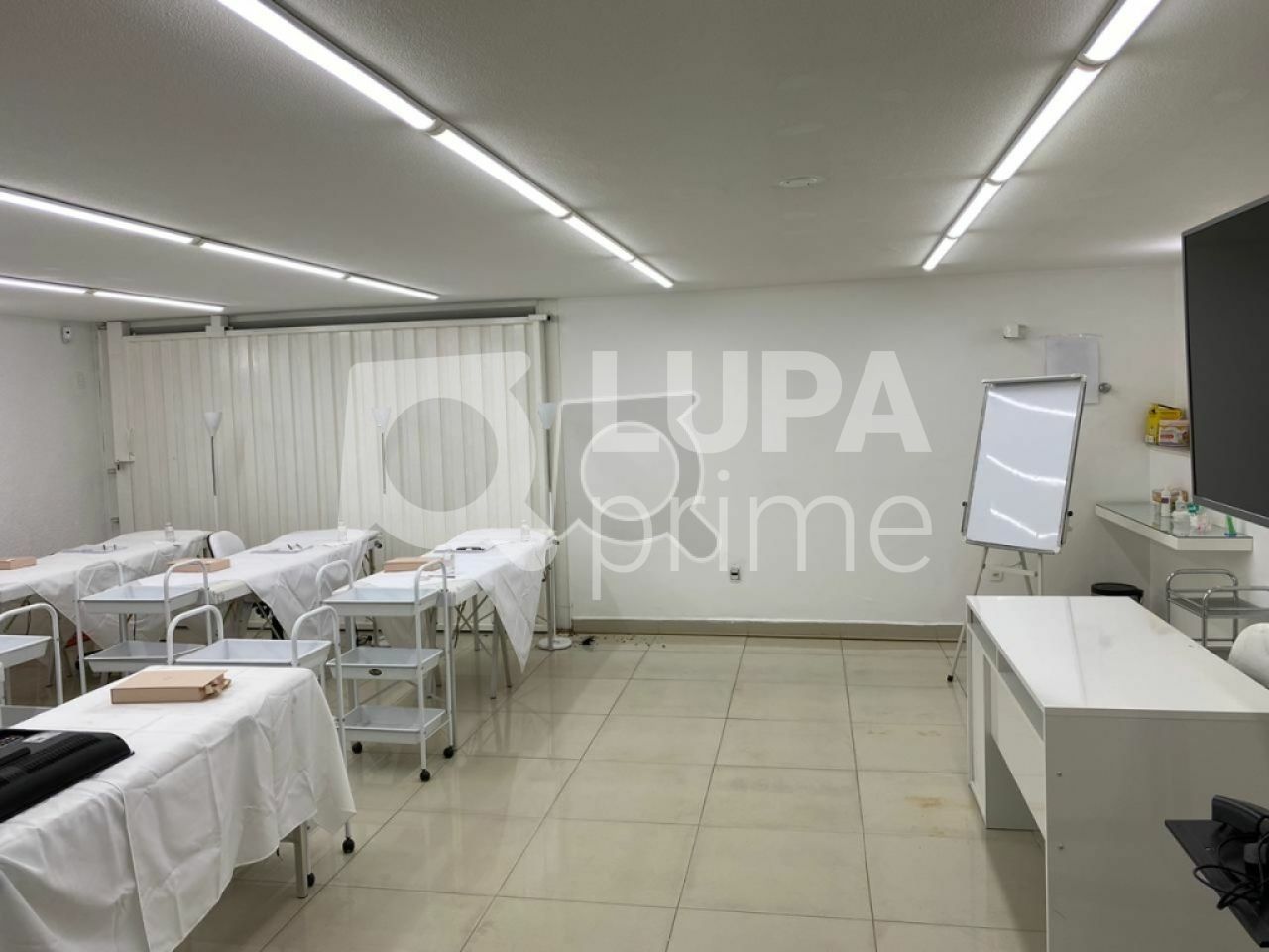 conj-comercial-venda-sao-paulo-jardim-franca-5vagas-244m2-LS36500