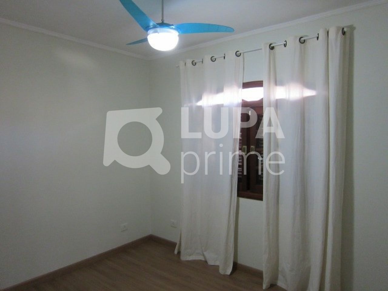 sobrado-venda-sao-paulo-jardim-franca-3dormitorios-3suites-8vagas-344m2-LS36789