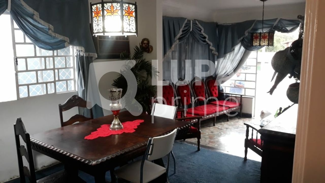 casa-terrea-venda-sao-paulo-santana-3dormitorios-6vagas-150m2-LS36796