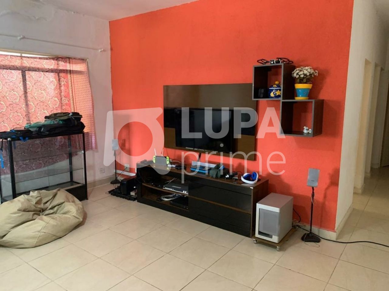 casa-terrea-venda-sao-paulo-ibiuna-3dormitorios-3suites-4vagas-400m2-LS36946