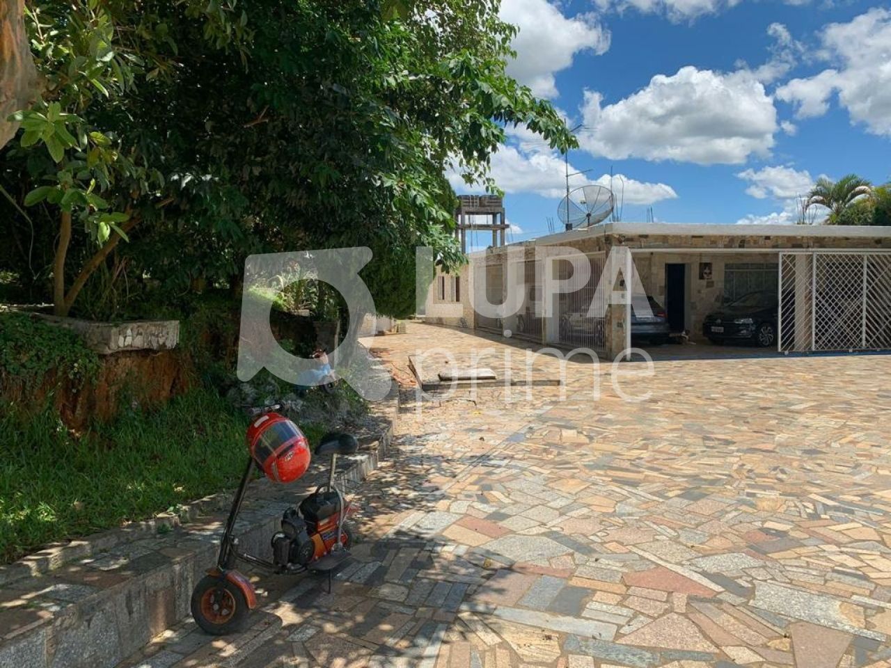 casa-terrea-venda-sao-paulo-ibiuna-3dormitorios-3suites-4vagas-400m2-LS36946