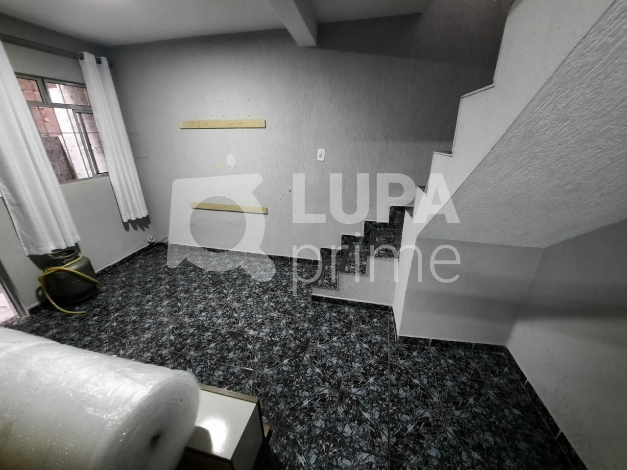 sobrado-venda-sao-paulo-vila-maria-alta-8dormitorios-2vagas-320m2-LS36956