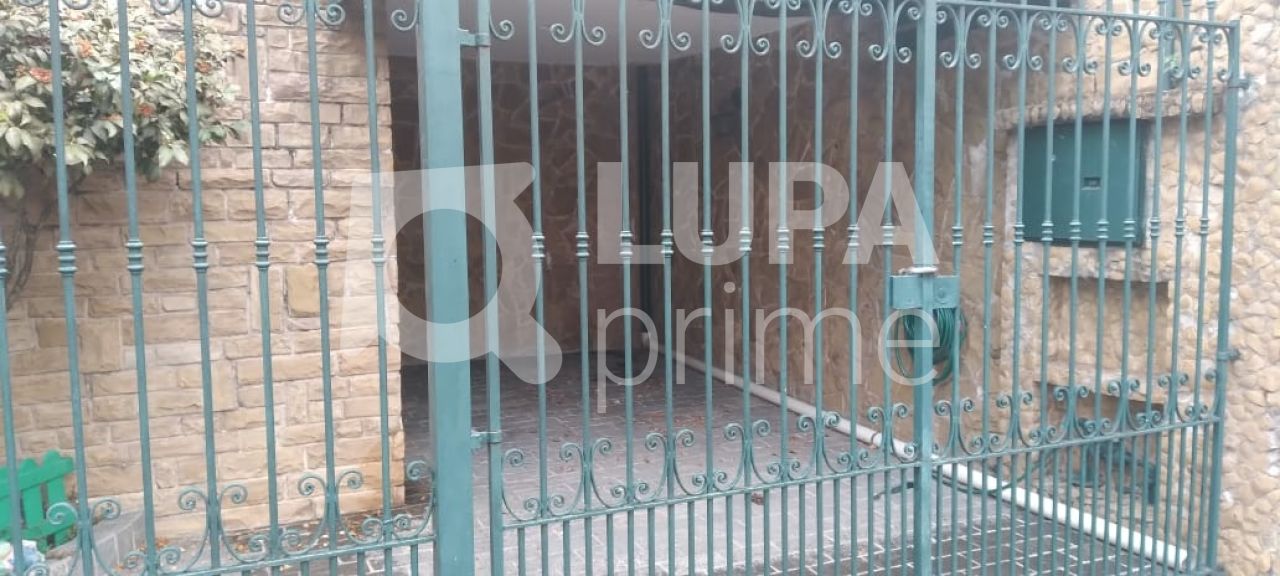 sobrado-venda-sao-paulo-agua-fria-2dormitorios-2vagas-250m2-LS37068