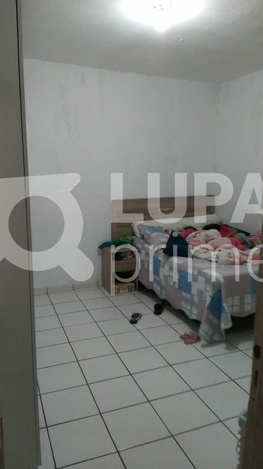 sobrado-venda-sao-paulo-jardim-guarani-7dormitorios-3vagas-175m2-LS37071