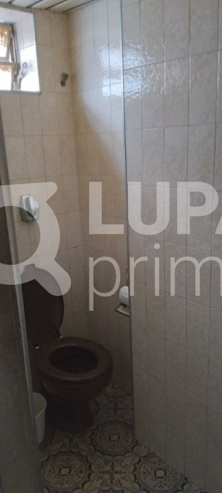 Casa à venda com 3 quartos, 323m² - Foto 9