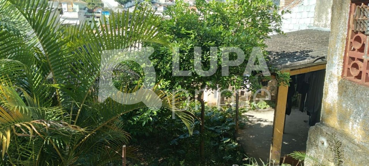 Casa à venda com 3 quartos, 323m² - Foto 13