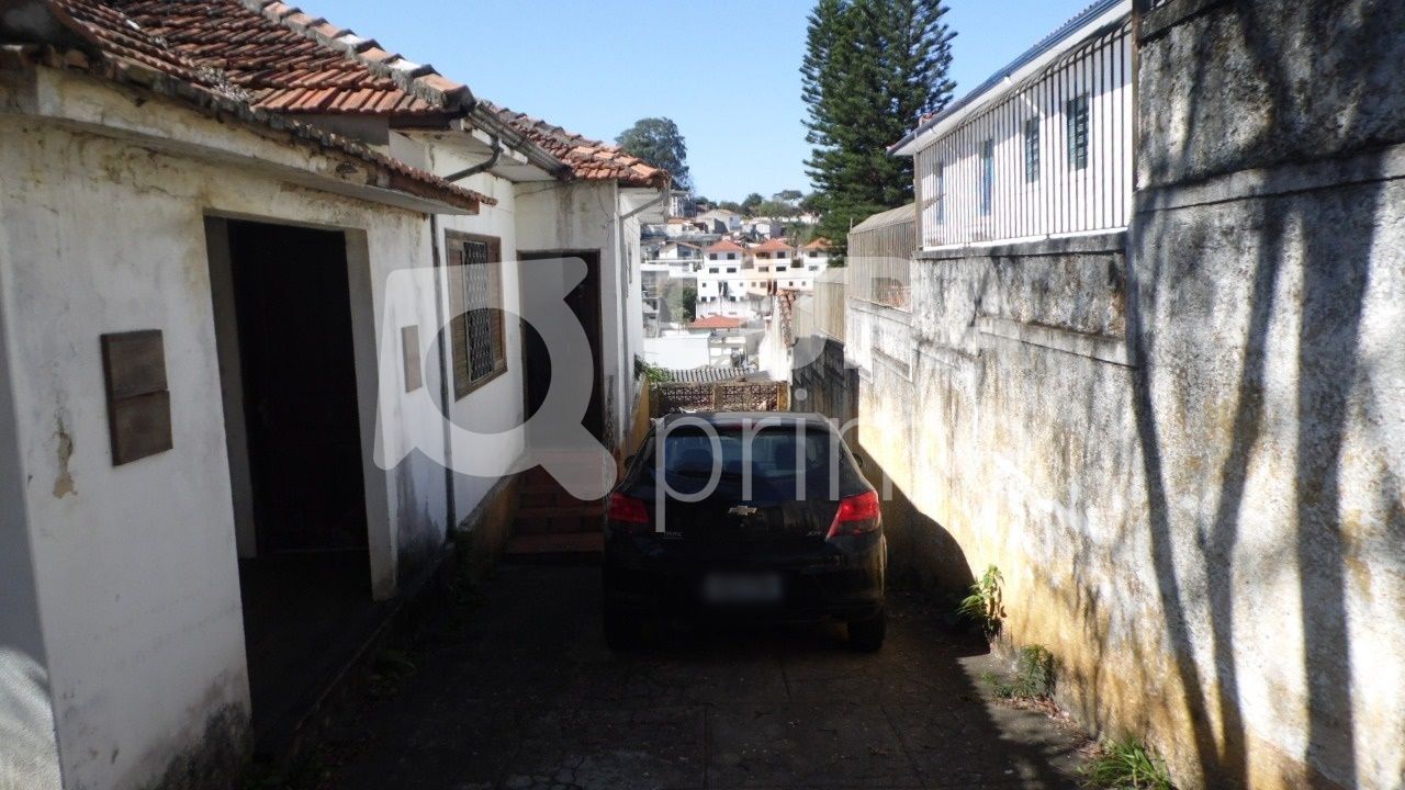 Casa à venda com 3 quartos, 323m² - Foto 16
