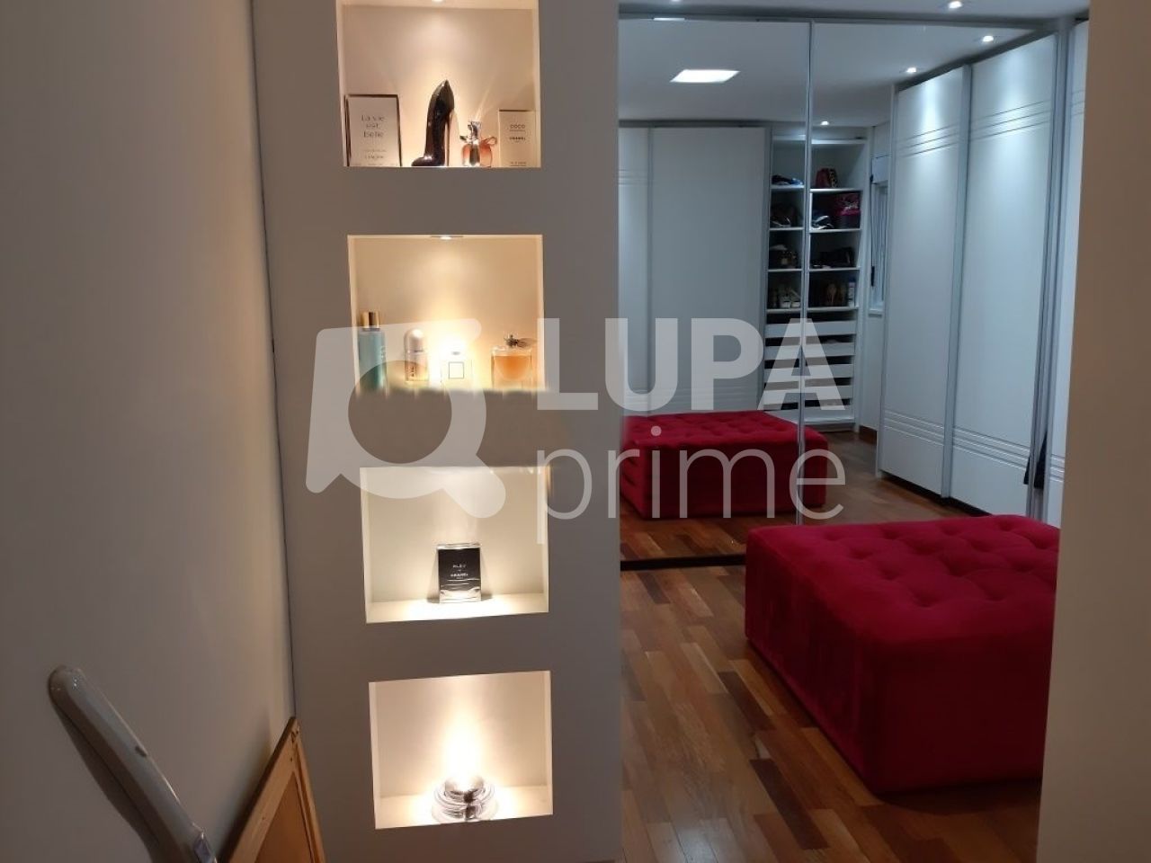 sobrado-venda-sao-paulo-horto-florestal-3dormitorios-3suites-3vagas-325m2-LS37116