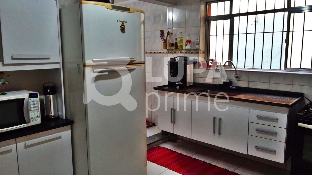 sobrado-venda-sao-paulo-santa-teresinha-3dormitorios-3suites-3vagas-140m2-LS37126