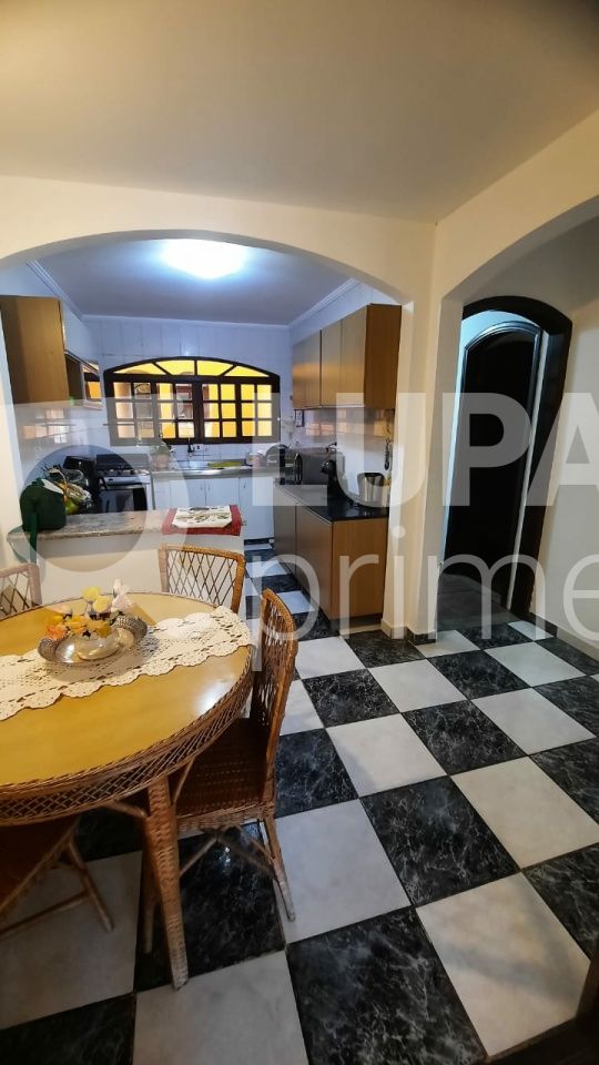 sobrado-venda-sao-paulo-horto-florestal-3dormitorios-3suites-3vagas-190m2-LS37153