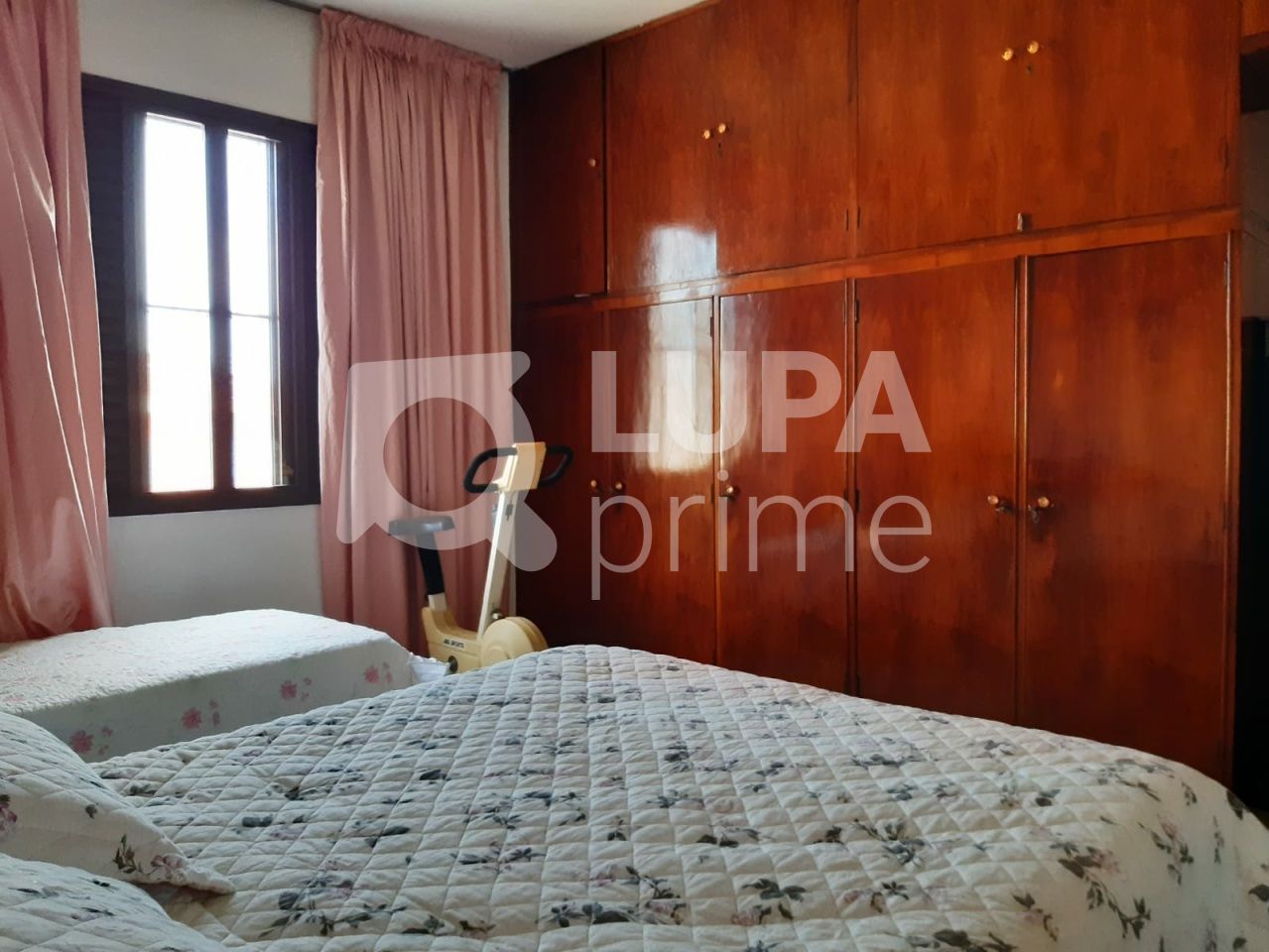 sobrado-venda-sao-paulo-vila-paiva-3dormitorios-2suites-2vagas-208m2-LS37164