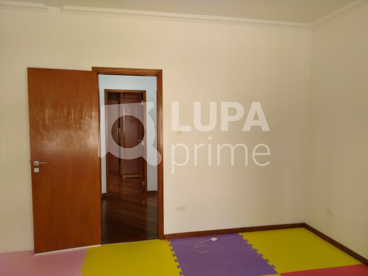 sobrado-venda-sao-paulo-jardim-sao-paulo-3dormitorios-3suites-3vagas-245m2-LS37175