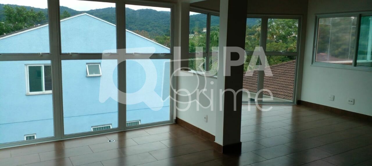 Casa, 3 quartos, 250 m² - Foto 1