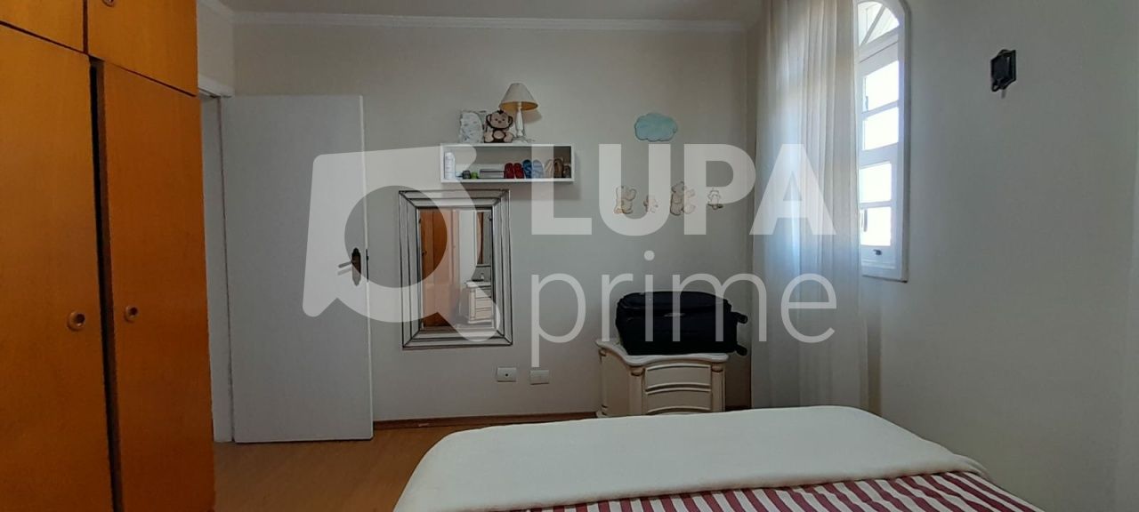 sobrado-venda-sao-paulo-vila-romero-3dormitorios-1suite-3vagas-300m2-LS37214